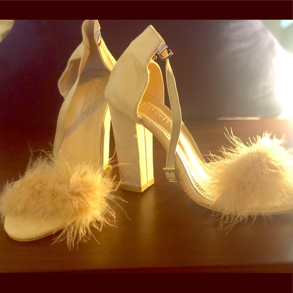 Nude swade / furry open toe heel